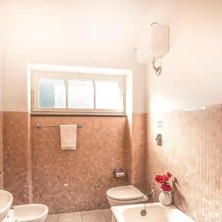 Tatil Evi Valentini Sant'Ambrogio (Liguria)